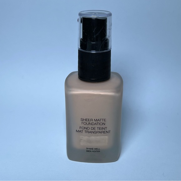 Nars Sheer Matte Foundation Shade: Ceylan - Picture 3 of 3
